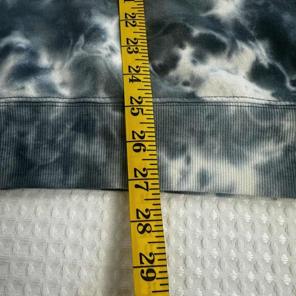 The Buckle Modish Rebel Rock and Roll World Tour Women's Oversize Sweatshirt L - Picture 6 of 7